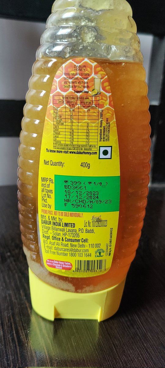 ShaileshGuddu's tweet photo. The Dabur Honey Squeezy that I recently purchased from @JioMart noticed visible sugar crystals in one of the packs surprising to see this is from @DaburHoney_Ind , how they ruin the health of people. How Disappointing देख ले भाई|  @consumerforum_ @fssaiindia https://t.co/b7zoEG9yU6