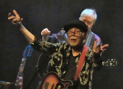 They still got it after 55 years… I guess you can say #Lindisfarne have stood the test of Tyne. Read @newbuytoday review of their ‘Absolutely brilliant’ gig ⁦@ArlingtonArts⁩ 👉 tinyurl.com/3uemujpw 🎸🎤