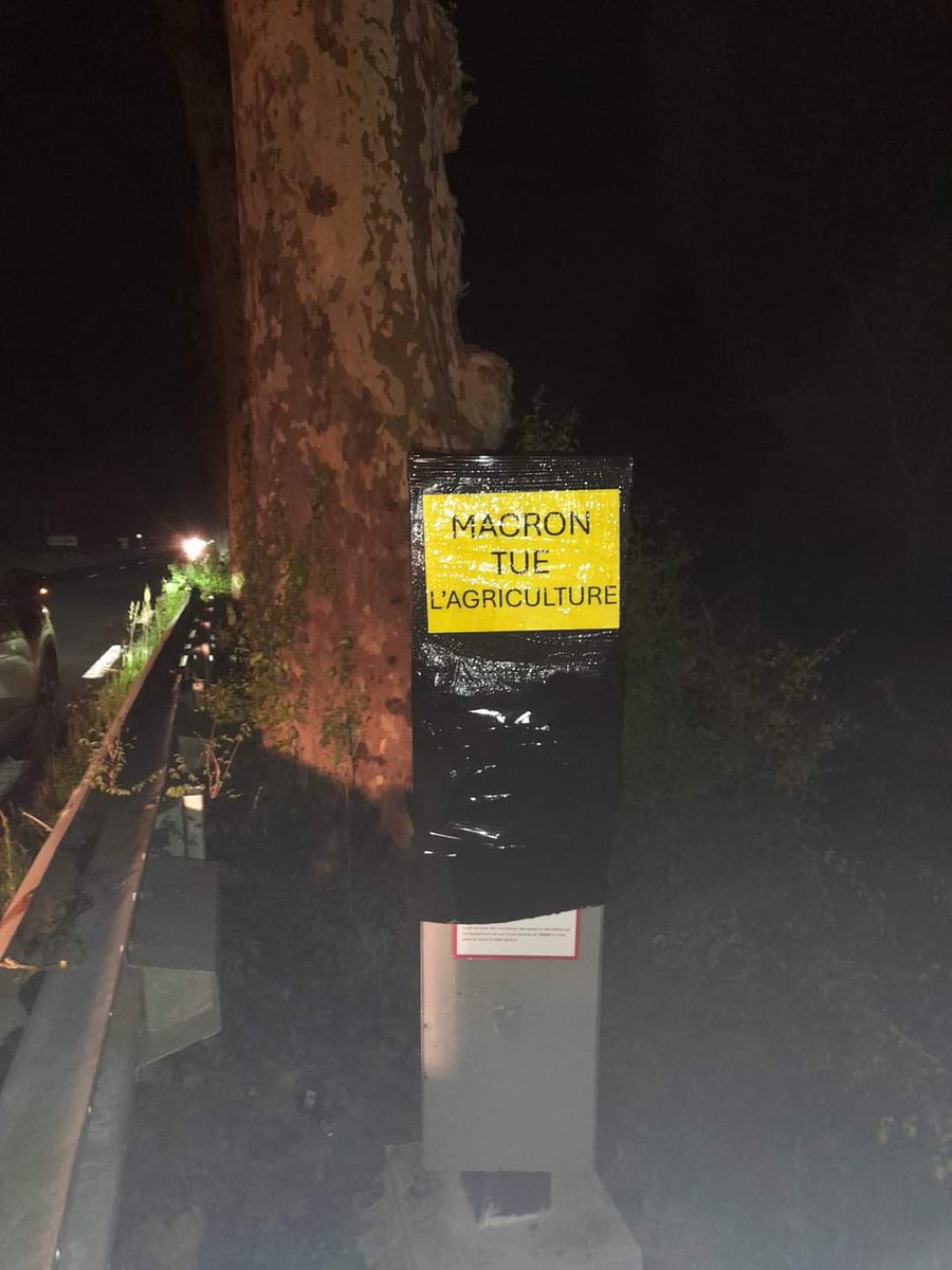 Les actions d'#agriculteurs se poursuivent à travers la France, 5 mois après le début du mouvement “On marche sur la tête”. Les radars ont été bâchés ces dernières nuits dans le Gers, le Tarn-et-Garonne et l'Aisne face à l'absence de mesures concrètes pour répondre à la crise.