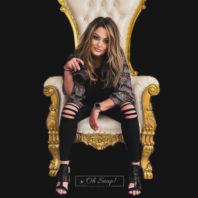 TaraFleming33's tweet photo. #NewProfilePic https://t.co/rsvx9h0TwE