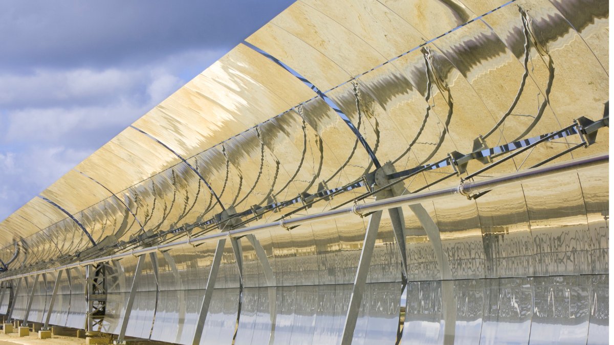 Surrey Media Team (@unisurreynews) on Twitter photo A team from <a href="/ATI_Surrey/">The Advanced Technology Institute</a> are developing solar-thermal devices, thanks to a £1.1m grant from the <a href="/EPSRC/">Engineering and Physical Sciences Research Council</a> ow.ly/bX0g50RcVIy #SDGs #SustainableEnergy #SurreyResearch A team from <a href="/ATI_Surrey/">The Advanced Technology Institute</a> are developing solar-thermal devices, thanks to a £1.1m grant from the <a href="/EPSRC/">Engineering and Physical Sciences Research Council</a> ow.ly/bX0g50RcVIy #SDGs #SustainableEnergy #SurreyResearch
