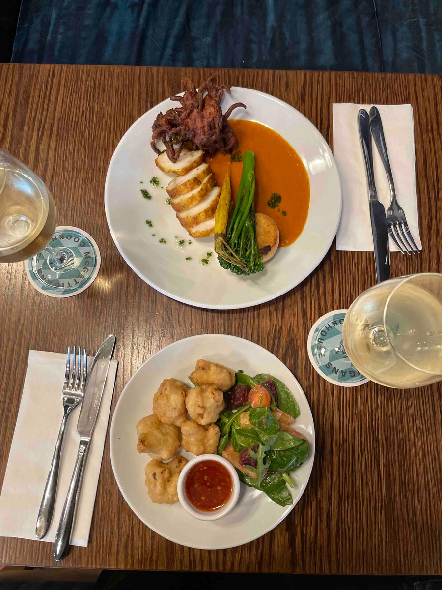 Spotlight on our Chef’s Special featuring; Starter of Cauliflower Fritters and Main Course of Spiced Monkfish with Fondant Potatoes, Onion Bahai and Curry Sauce.  

Reserve your table ~ mcgettiganscookhouse.ie/cork/

#cork #spotlight #chefspecial #diningincork #purecork #pure_cork