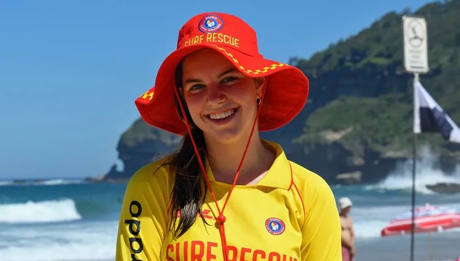 #ROTM // The lifesaver behind a major rescue on Sydney’s Northern Beaches in January believes the efforts of herself and her patrol team should act as a reminder that swimming where there are no flags in challenging surf is a recipe for danger 👉 bit.ly/4cN0EdL