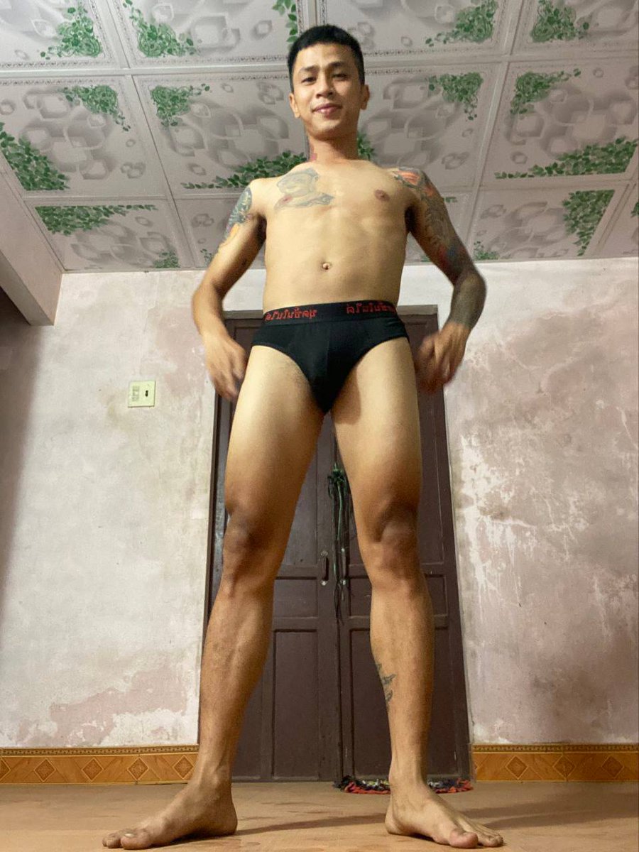 Vũ trụ mỹ nam tweet media