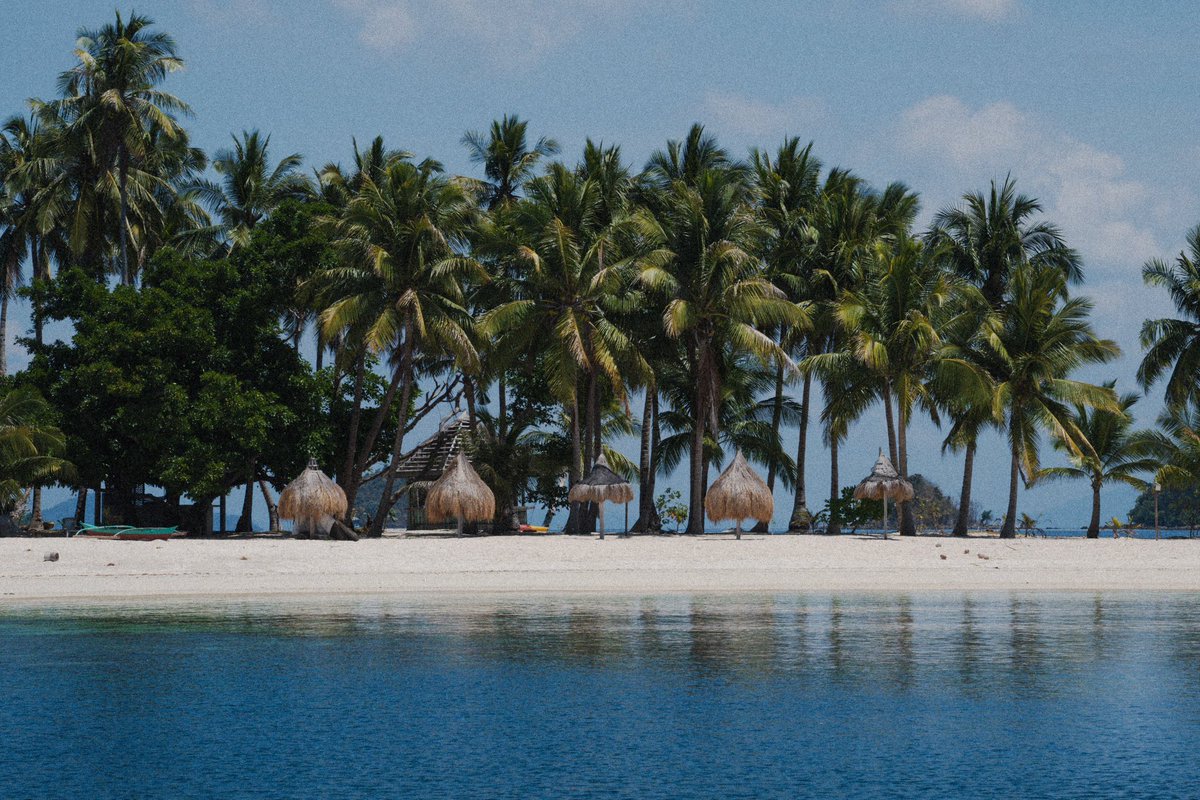 Well, what can you say? Life’s a beach.
 
Loc: Philippines 
Snp Dte: 03.20.2024

#nikon
#nikonz8
#z8
#2470mmf28
#nikkor
#nikonphotography
#nikonphoto
#Philippines
#discover
#travelphotography
#phototravelers
#photographylovers
#photographyeveryday
#photographyart
#photooftheday