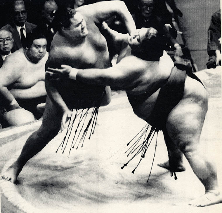 PHOTOS: Looking back at the career of Hawaii-born sumo champion Akebono, who died at age 54. More at: 808ne.ws/3JamFWx