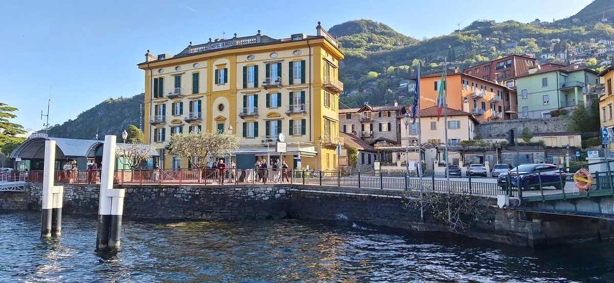 Ogni tanto il lavoro porta anche cose belle ❤️
#lagodicomo #lakecomo #varenna #menaggio