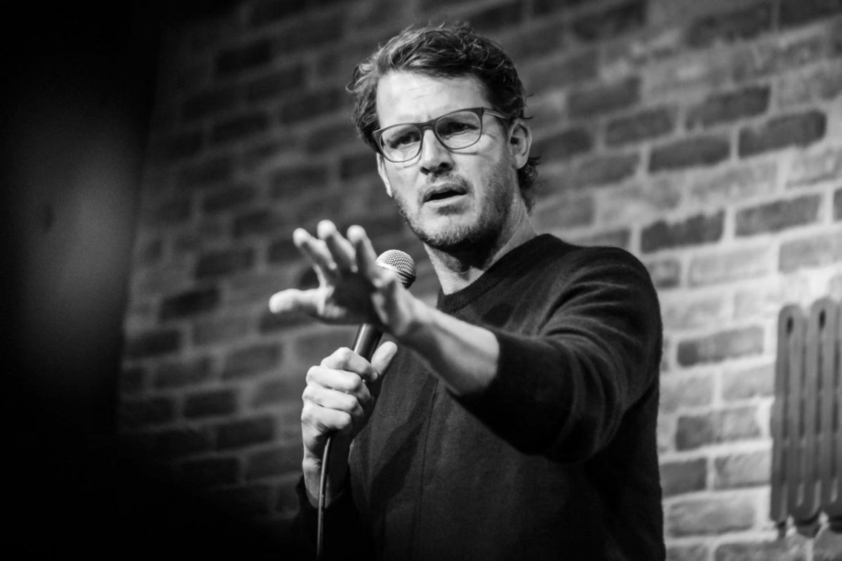 HollywoodImprov's tweet photo. Welcome back @danieltosh A killer night tonight in The Main Room! ๐ธ @troyconrad #hollywoodimprov #danieltosh https://t.co/7HAVYJDn7W