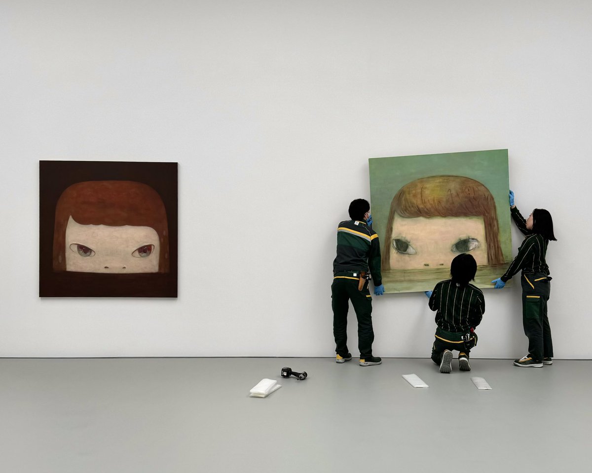 この絵2枚がN's YARD に展示されているのは6月10日までです。その後は