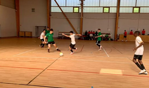 ClgGace61's tweet photo. Bravo aux élèves de la section Foot Excellence du @ClgGace61 pour leur victoire mercredi 10/04 en futsal qui leur ouvre les portes de la finale interrégionale mercredi 17/04 👏
@dsden61 https://t.co/yEHnBGuyxq
