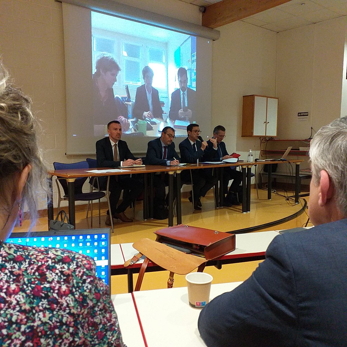 Olivier Petit (@olivierpetit02) on Twitter photo #education Ouverture du Séminaire de l'éducation prioritaire par M le Recteur... Analyse des résultats, des défis s'offrent à nous... <a href="/AcAmiens/">Académie d'Amiens</a> <a href="/DSDEN_Aisne/">DSDEN de l'Aisne</a> <a href="/PINEL1/">PINEL Laurent</a> <a href="/vdb02/">Luc Vanderbecken</a> #education Ouverture du Séminaire de l'éducation prioritaire par M le Recteur... Analyse des résultats, des défis s'offrent à nous... <a href="/AcAmiens/">Académie d'Amiens</a> <a href="/DSDEN_Aisne/">DSDEN de l'Aisne</a> <a href="/PINEL1/">PINEL Laurent</a> <a href="/vdb02/">Luc Vanderbecken</a>