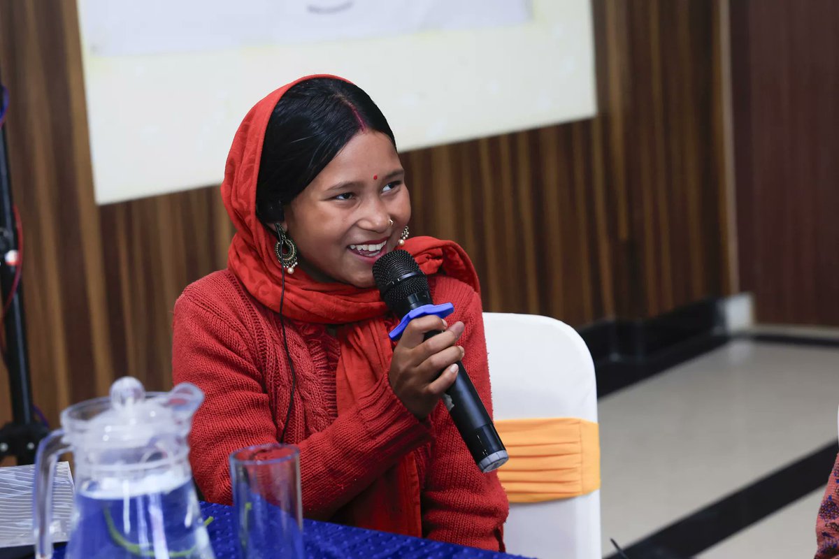 Nepal faces high rates of child marriage and adolescent pregnancy, impacting young people's futures. In response, the MAYA initiative seeks to involve young parents in co-creating innovative solutions to help them unlock their potential! More: unicef.org/innovation/sto…