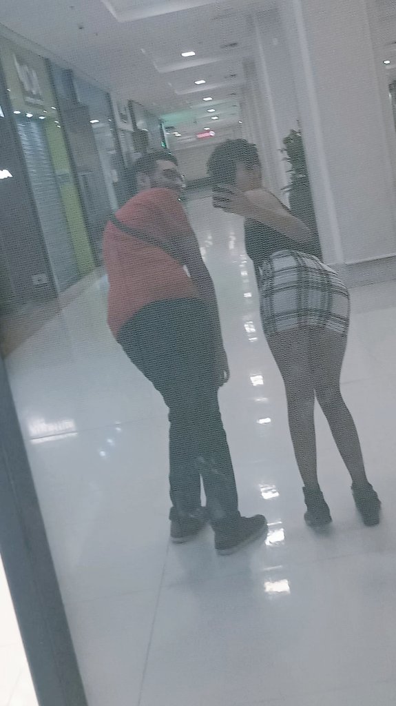 GPrincessEmily's tweet image. Saidinha com bff