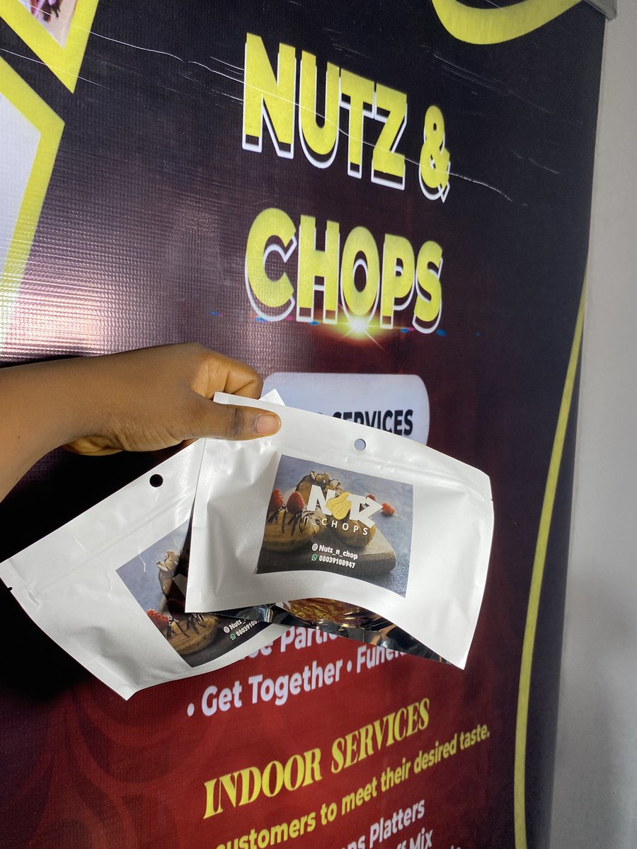 Have you wver wondered what 1500 or 1600 Naira can get you from nutz&chops? Our smallchops(party pack) contains 4 puff puff 2 mosa 1 springroll 1 samosa 1 peppered gizzard All for 1500 naira Our peanut(700g)-1600 Naira Call/whatsapp-08039108947 Abule egba,Lagos