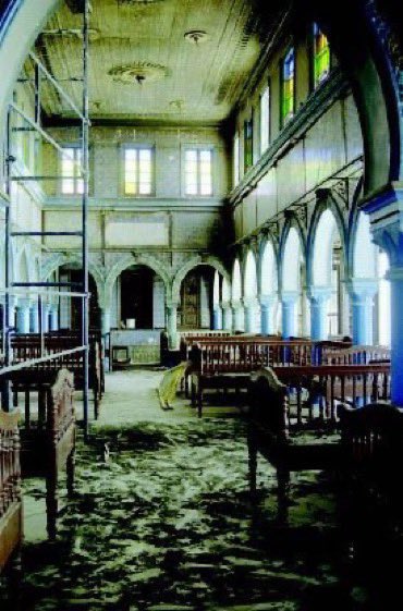 Il y a 22 ans, le 11 avril 2002, l’attentat de #Djerba en #Tunisie visant la synagogue de la #Ghriba, perpétré et revendiqué par al-Qaïda, faisait 21 morts, dont quatorze allemands, cinq tunisiens et deux français (Paul Sauvage et Mohamed Fatmi) ainsi que 30 blessés #NeverForget