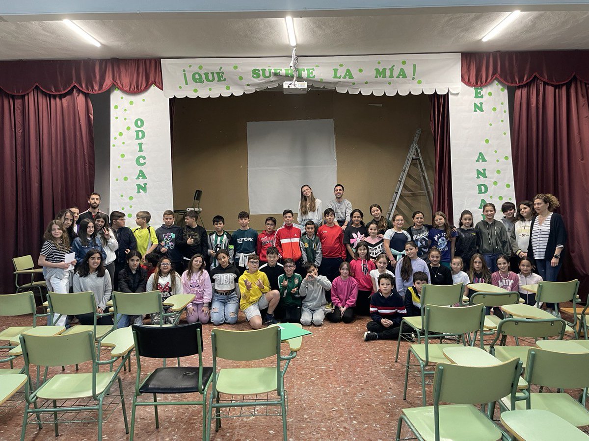 NLP_SINAI (@nlp_sinai) on Twitter photo 👏Dos semanas consecutivas llevan nuestros compañeros <a href="/agmegias_/">Alberto Gutiérrez</a> y <a href="/mariia_en_ia/">Mariia</a>  visitando centros de primaria para acercar la ciencia a sus alumnos 
El miércoles de la semana pasada visitaron el Colegio San Joaquín de Linares y ayer dieron charla en CEIP Álferez Segura de Huesa 👏Dos semanas consecutivas llevan nuestros compañeros <a href="/agmegias_/">Alberto Gutiérrez</a> y <a href="/mariia_en_ia/">Mariia</a>  visitando centros de primaria para acercar la ciencia a sus alumnos 
El miércoles de la semana pasada visitaron el Colegio San Joaquín de Linares y ayer dieron charla en CEIP Álferez Segura de Huesa