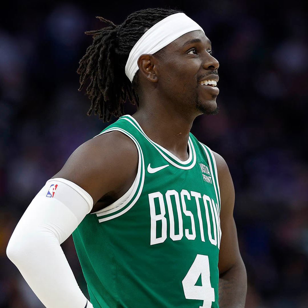 🚨 | Boston Celtics, 33 yaşındaki Jrue Holiday ile sözleşme uzatma konusunda anlaşmaya vardı! 📜 | Gelecek sezonki oyuncu opsiyonunu kullanmayacak olan Holiday ile 4 yıllık 135 milyon dolar değerinde sözleşme imzalanacak! 🎙️| Adrian Wojnarowski (ESPN)