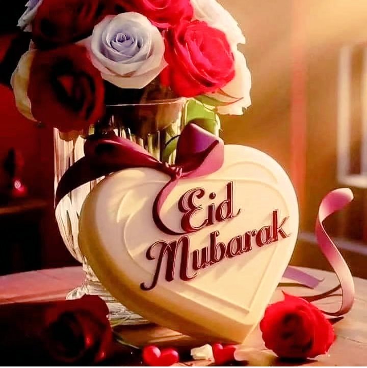 ❤️Asslamualykum ❤️ आप सभी के जिंदगी में आज का चाँद बहुत सारी ख़ुशियाँ लेकर आएगा। ईद मुबारक । 💖