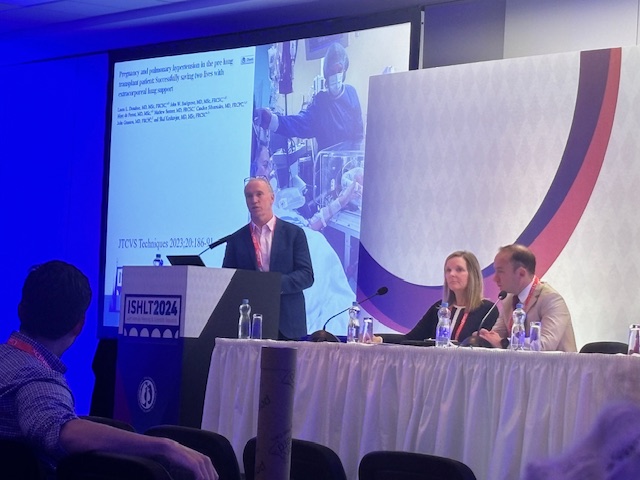 Grab your coffee ☕️... First PH Roving Reporter session of the day on Controversies in Management of End-Stage PH. A focus on MCS in PAH, bridging to 🫁 txplt, and lively debate on transcutaneous vs surgical intra-atrial and Potts shunts. #ISHLT2024 #PAH #LungTransplant #MCS