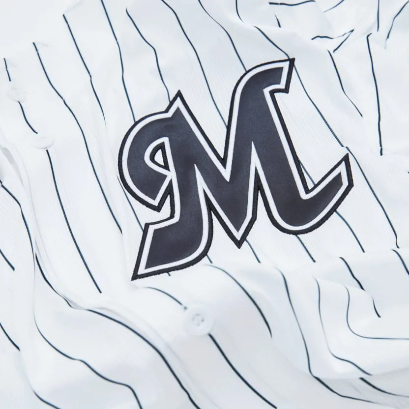 chibalotte's tweet photo. 4/13(土)イーグルス戦(楽天モバイルパーク)にて、マリーンズはホームユニホームを着用します。
お間違えのないようご注意ください！

▼https://t.co/7aSVcmMQGT
#chibalotte https://t.co/Bdhlz9aiFV