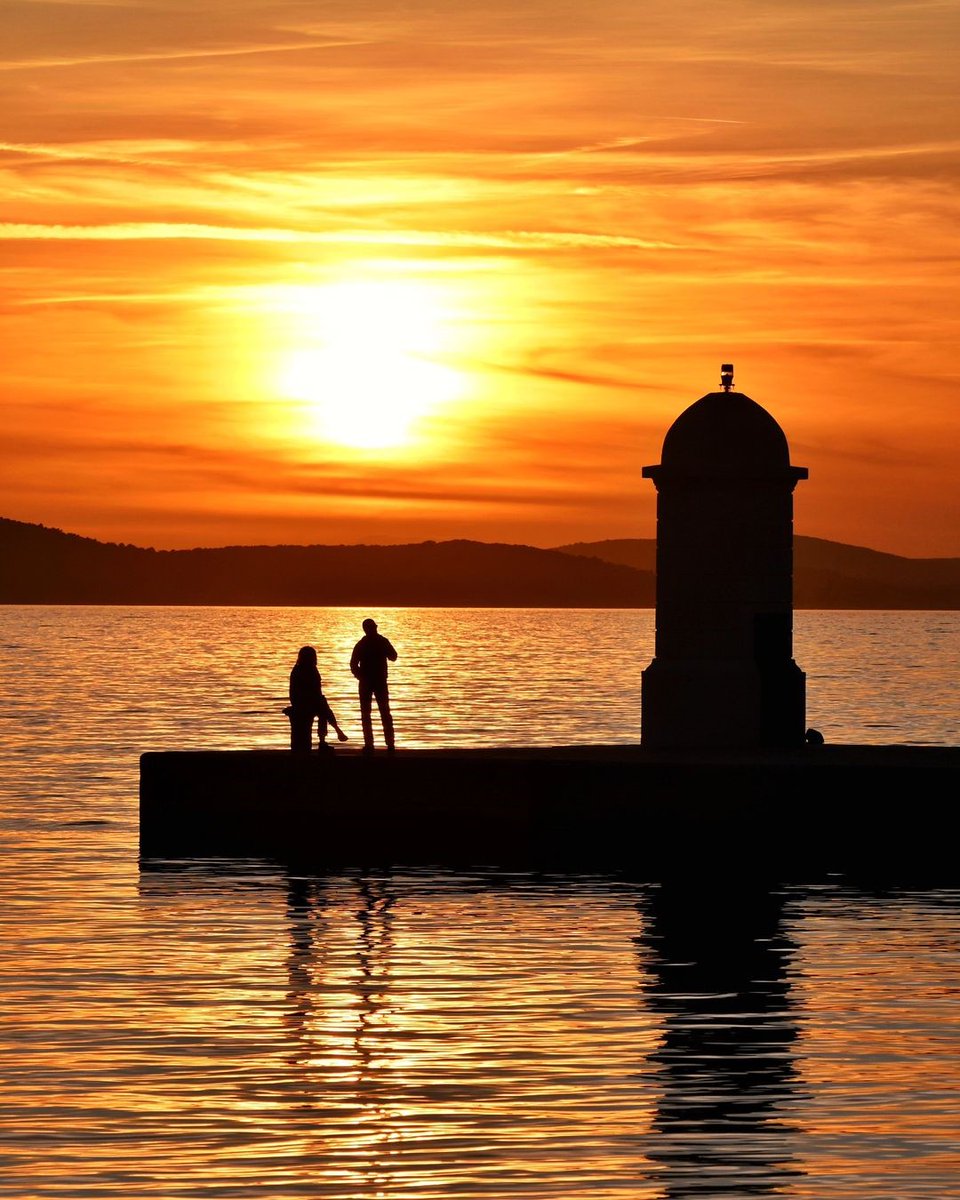 Instagram photo of the week! Zadar Sunset! Photo by @danijelhrominzd Follow us on Instagram.com/CroatiaFullOfL… and share your #CroatiaFullOfLife photos and reels!