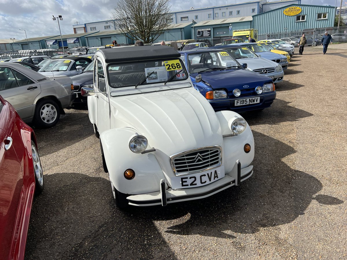 This 1987 Citroen 2CV6 Special was offered with a guide of £4K-£6k and sold for £6,696 including fees