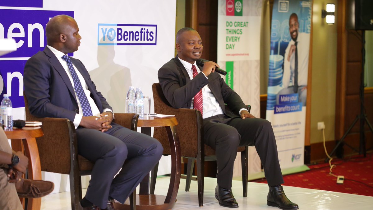 Moderating the panel discussion, @CrystalANewman, put the panelists on the spot, to elaborate on the services on offer and guide the guests on where to invest their retirement money. The short answer from @rkabushenga was to Invest in professional advice. 🤝 #TutambuleFfena