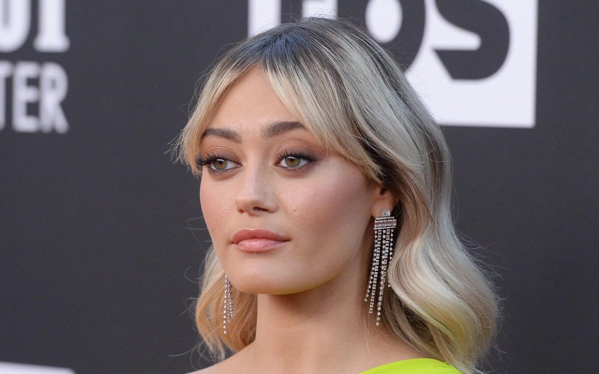 Ella Purnell, la voix de Jinx, dit que la fin de la saison 2 de Arcane est 'bouleversante' ! 'J'ai pleuré… C'est vraiment bouleversant et personne ne se sentira à l'aise après l'avoir regardé.' Qui a hâte ?