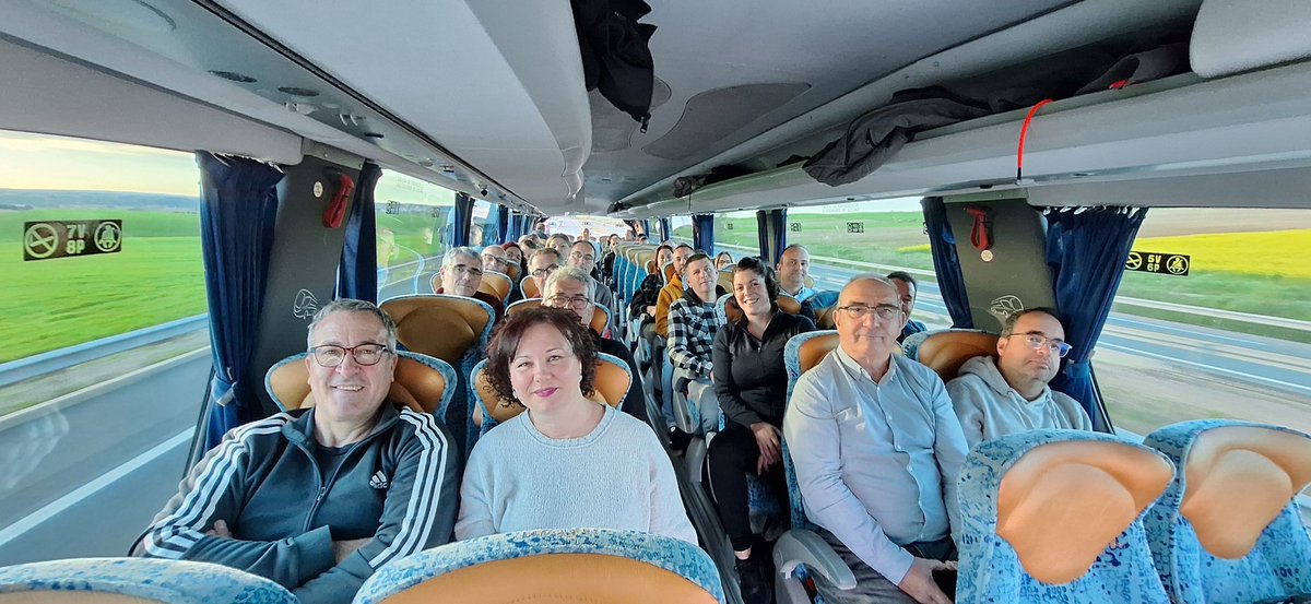 Camino de Madrid para concentrarnos ante @mapagob para denunciar 'el olvido' social y laboral de las miles de personas trabajadoras del campo (32.000 en la región). En #CLM se mantienen los cinco convenios provinciales por debajo del #SMI. #AgroConDerechosYFuturo