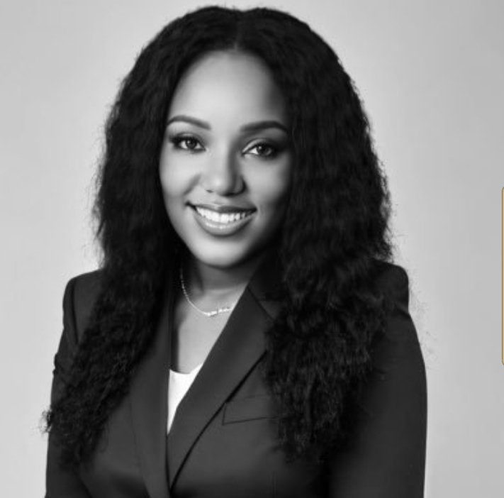 Jfatouma1's tweet photo. Cette fille @KatangaCynthia passe tout son temps à dénigré @ConstantMutamba , oubliant que dans leur parti politique y a ceux qui sont soupçonnés de collaborer avec le #M23, commençant par celui qui l'a nourrisse @moise_katumbi https://t.co/Hev70ZeDMs