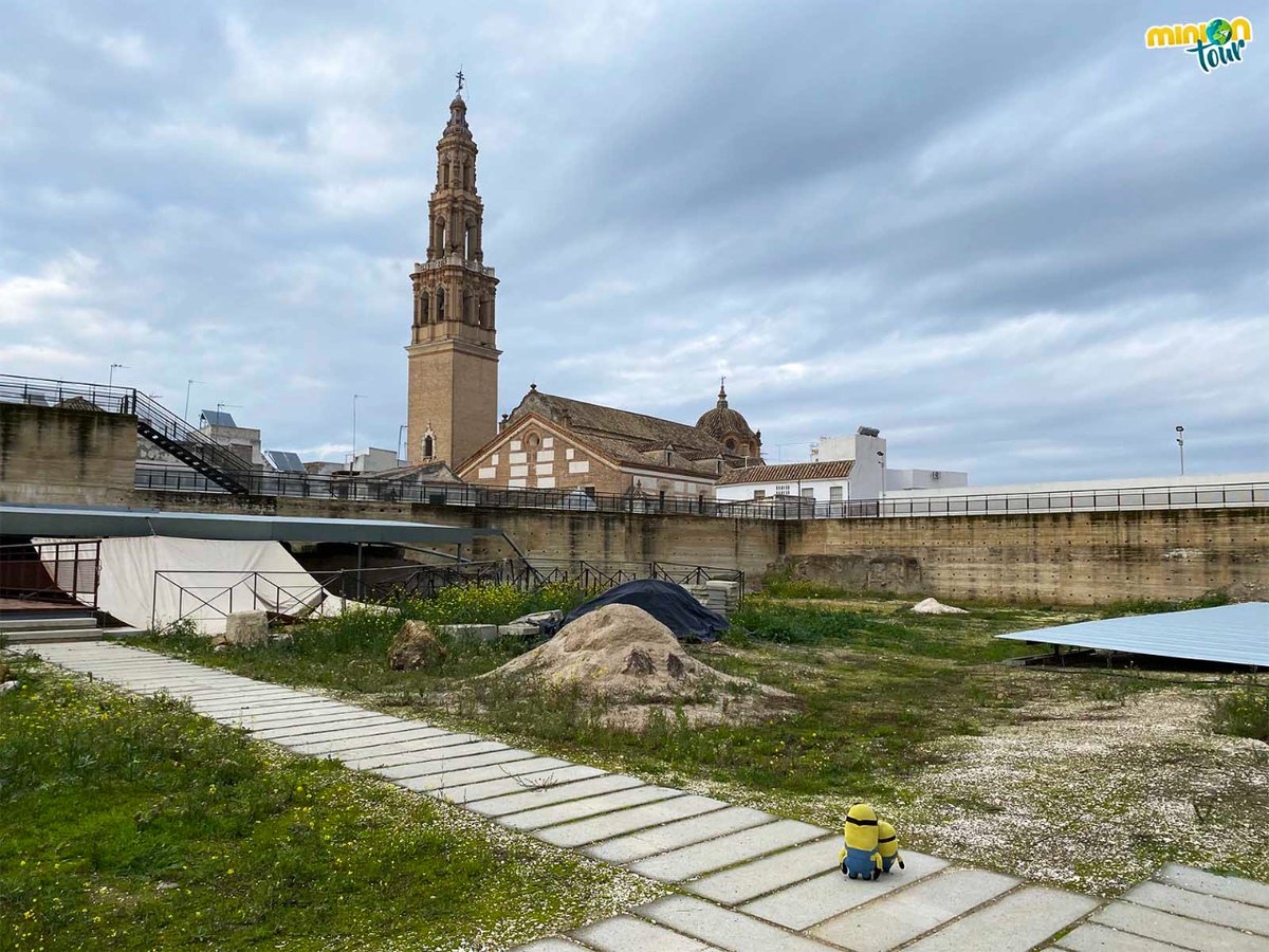 🆕 post! En el Alcázar de #Écija te esperan restos turdetanos, romanos 🏺, musulmanes, un mirador que flipas  👀 y un mosaico espectacular 🤩. ¿Te vienes a un yacimiento 🔝? 👉 bit.ly/AlcazarEcija @galiciatb @MadridTB @SpainTravelB @viveandalucia @CiudadesMedias @Turismoecija