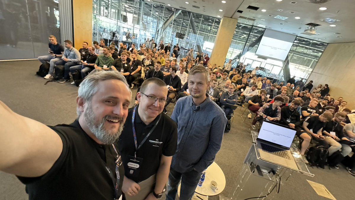 #AWSCommunityDay Poland started with @antonbabenko @DGrzywaczewski! #AWSHero