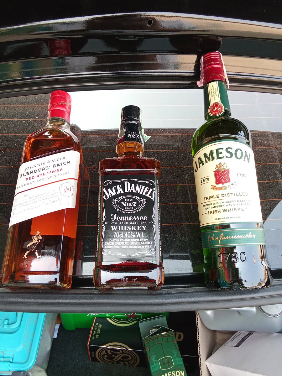 เหล้ามืแล้วขาดแต่หญิงมากิน