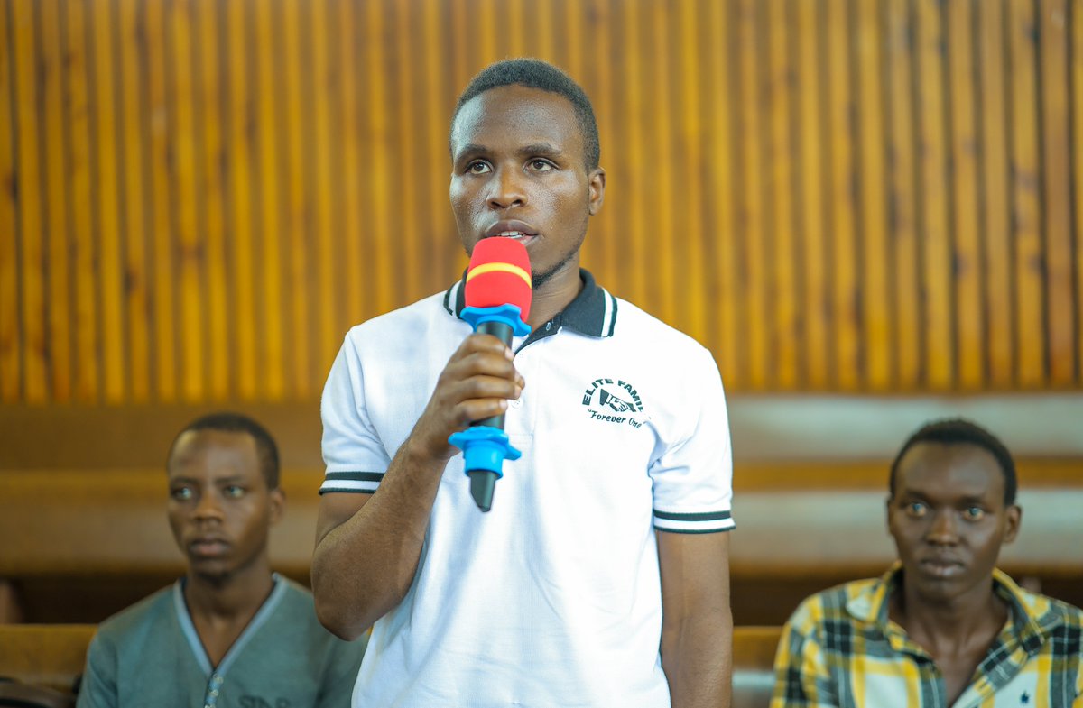 htv1uganda's tweet image. From coding to content creation, Mbarara's youth are honing their digital skills like never before. The possibilities are endless! 💡 #DigitalSkills #Coding #CreativeYouth @UCC_Official @UCC_ED @IamEddieOkila