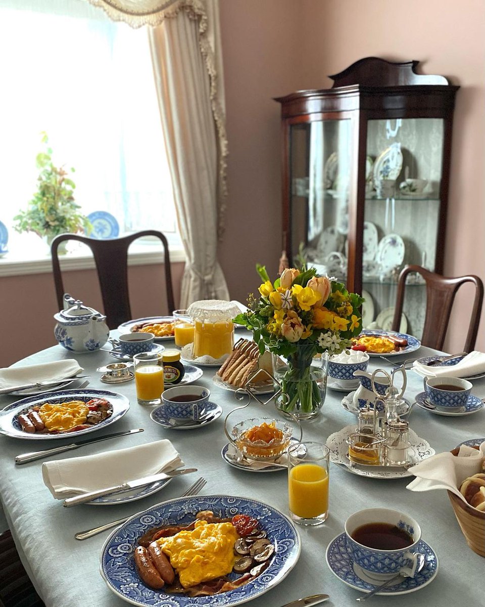 Dreamy breakfast goals 🥐🍳🍴 #ArthurPrice #Cutlery Instagram 📸: @lareinevictoria_yuriko