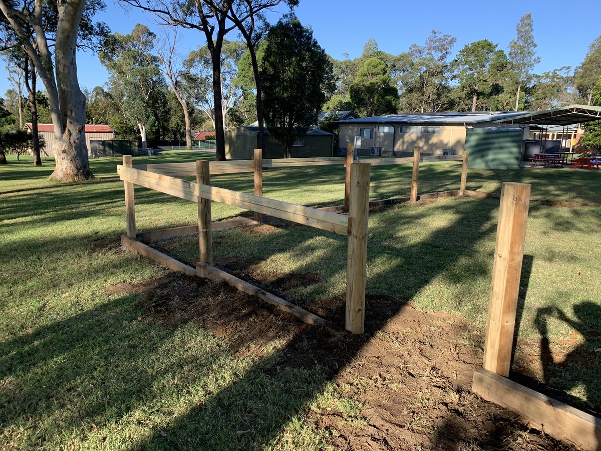 Today we started construction on the fence which will surround the Miyawaki inspired tiny forest at Yanderra PS - the kids are so excited by all the science involved in this project #WatchThisSpace #biodiversity #soil #habitat #IndigenousMicroorganisms