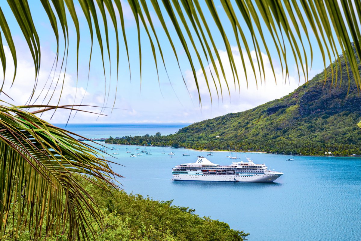 French Polynesia, a dream come true with #PONANT. Discover our new #itineraries for 2026! Colourful coral reefs, steep cliffs, lush vegetation, crystal-clear waters... Book now 👉 en.ponant.com/cruises/travel… 📸 Studio PONANT - Guillaume Robin