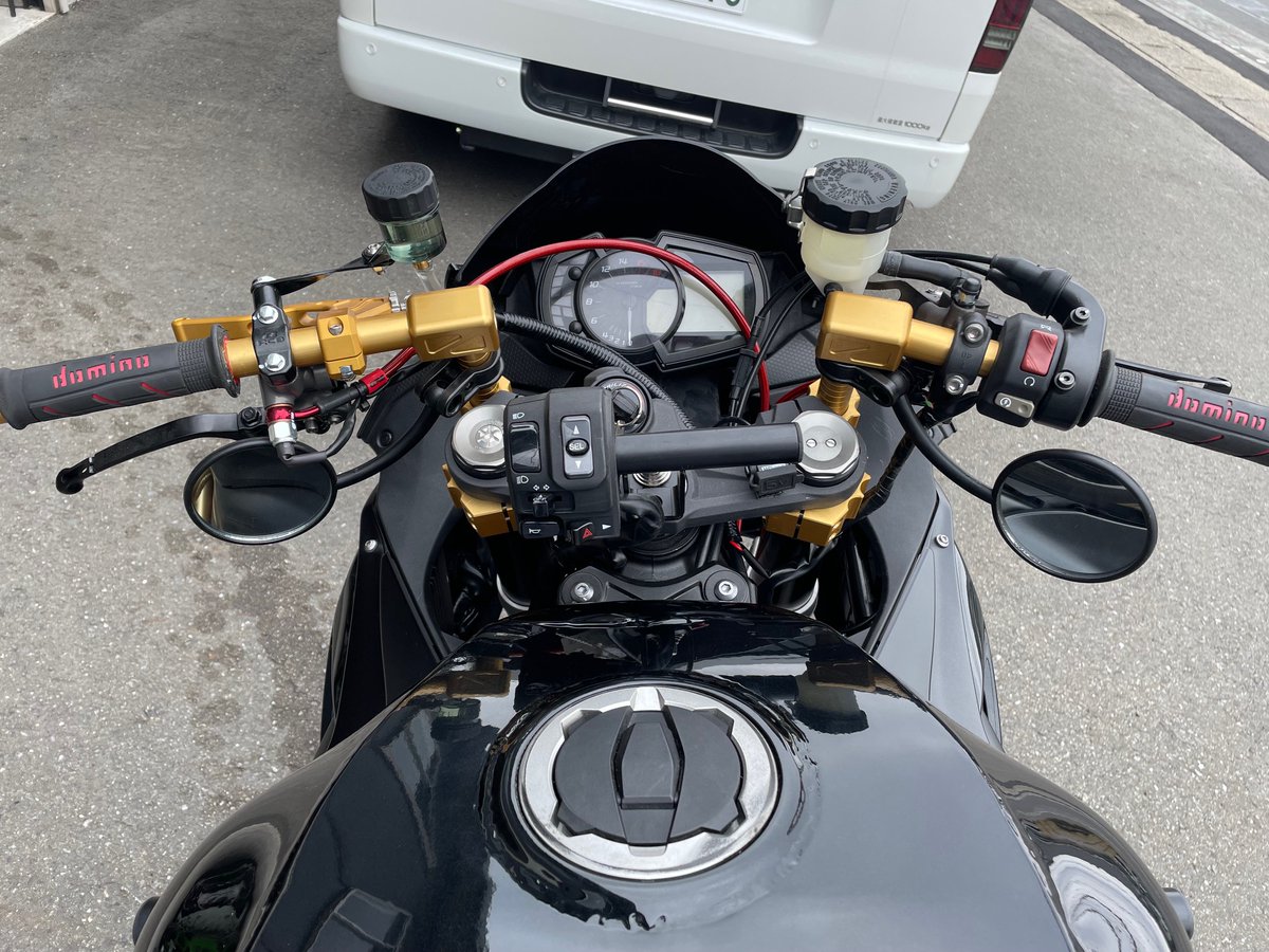 AxxLMoto's tweet photo. ほぼノーマル車両のZX6R (19-23)をAXXLにてフルスタントカスタムしました👍
名古屋から神奈川県まで陸送でお預かりしました。

やっぱり6Rはこのカスタムが似合います☺️

お客様画像
https://t.co/xl84S41QAb

ブログ
https://t.co/sA9EDWSUnO

#AXXL
#ZX6R 
#スタント https://t.co/xDwp8cfzqh