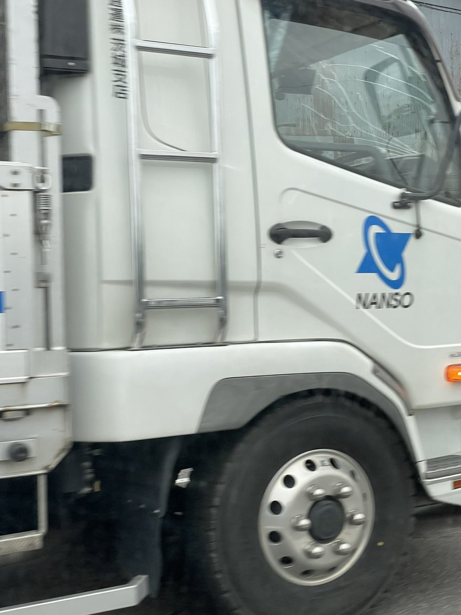 Turutyan0618's tweet photo. 北斗市追分インター付近で事故
3車線のど真ん中でやってます
通る方お気をつけて
 #Spectee https://t.co/YknqduurFG