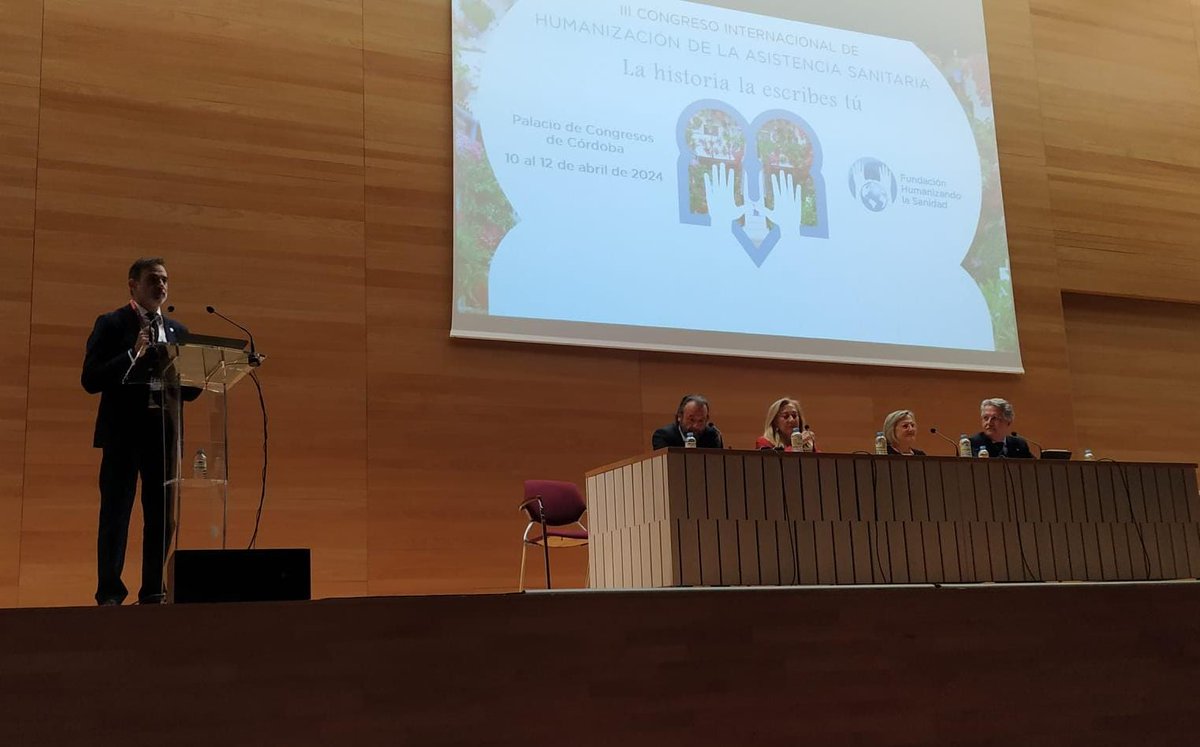 La Fundación Humanizando la Sanidad ha organizado el III Congreso de Humanización de la Asistencia Sanitaria #3CIHAS en #cordoba .La mesa inaugural de hoy, ha contado con la presencia de nuestra presidenta, Mª Auxiliadora Cabanás.
#Todoscontraelcancer <a href="/FHSanidad/">Fundación Humanizando la Sanidad</a>