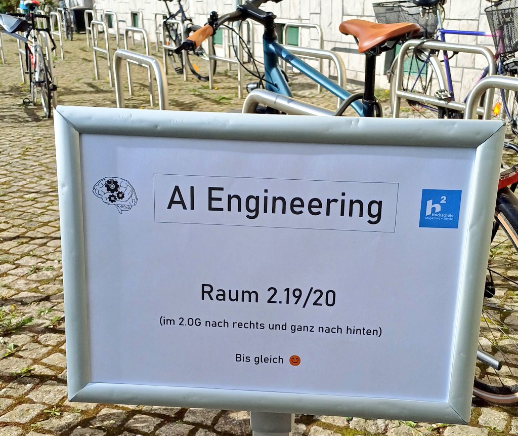 MMagdowski's tweet image. Heute beim Präsenztreffen des interdisziplinären #AI_Engineering-Kooperationsstudiengangs der @OVGUpresse, der @HSAnhalt, der @HSMerseburg, der @HSHarz und der @hs_magdeburg, an der wir heute auch zu Gast sind.
Gerade eröffnet Rektorin Schwartz das Treffen.