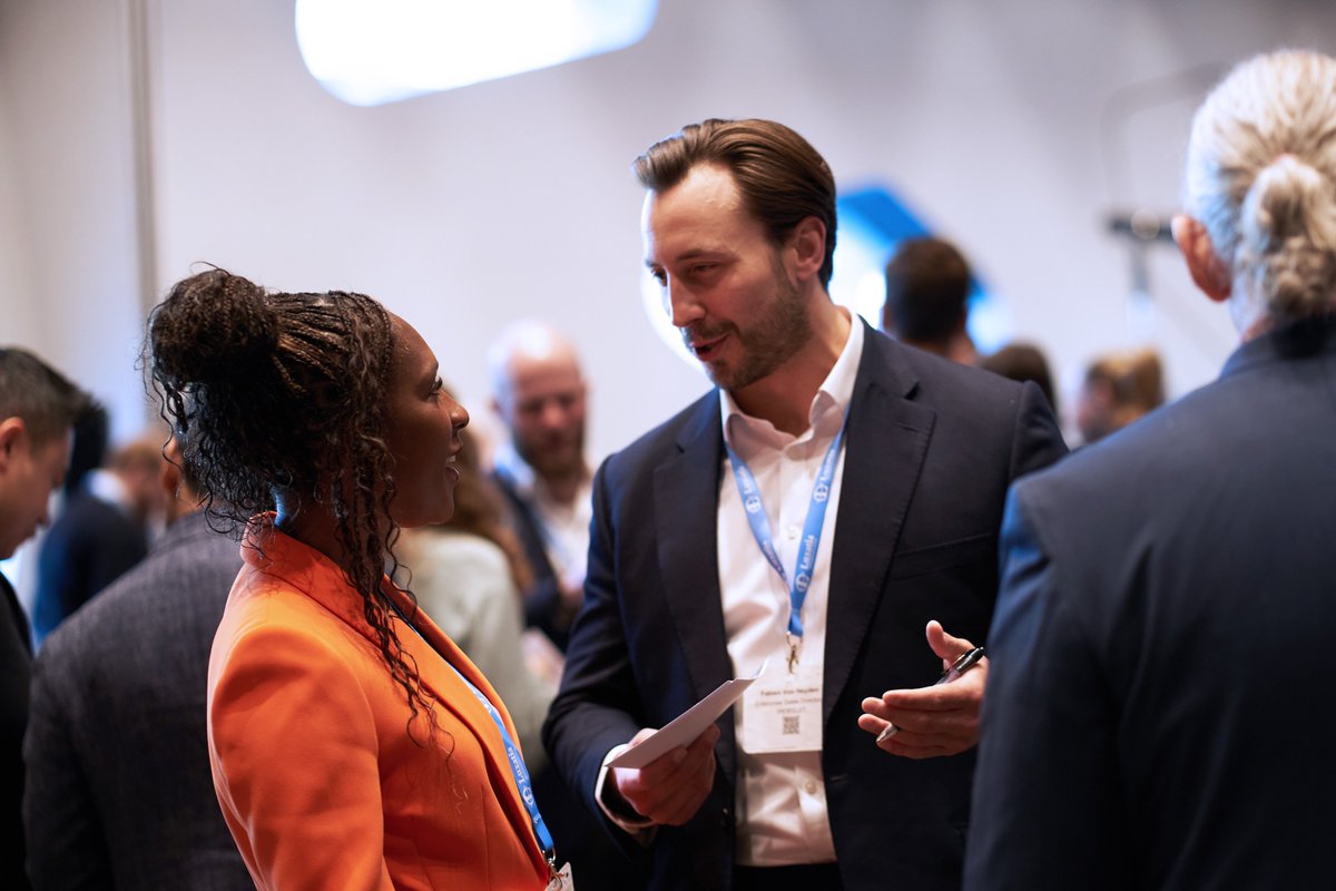 Luxatia_intl's tweet photo. Networking with a twist at our 4th World Legal Operations Summit! Attendees sparked initial connections through our signature Bingo Networking Session, fostering engaging conversations. Relive the moment 📸 #LegalOps2024 #LegalSummit #LegalOperations https://t.co/Tpl3lDyf8S