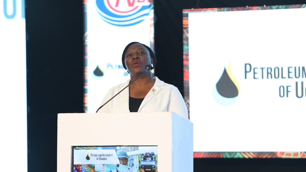 PAU_Uganda (@pau_uganda) on Twitter photo โThe countryโs resource base stands at 6.5 billion barrels of oil initially in place with 1.4 to 1.8 billion barrels recoverable. Only 15% of the prospective area is licensed, and <a href="/MEMD_Uganda/">Ministry of Energy & Mineral Development</a> is in preparations for the next licensing round,โ Ms. <a href="/irenebateebe/">Irene Bateebe</a> reiterated. โThe countryโs resource base stands at 6.5 billion barrels of oil initially in place with 1.4 to 1.8 billion barrels recoverable. Only 15% of the prospective area is licensed, and <a href="/MEMD_Uganda/">Ministry of Energy & Mineral Development</a> is in preparations for the next licensing round,โ Ms. <a href="/irenebateebe/">Irene Bateebe</a> reiterated.