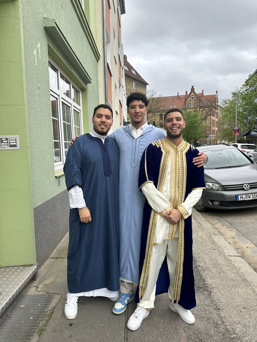 Serving Moroccan beauty 🫶🏽🇲🇦

#Eidmubarak2024 #Brothers