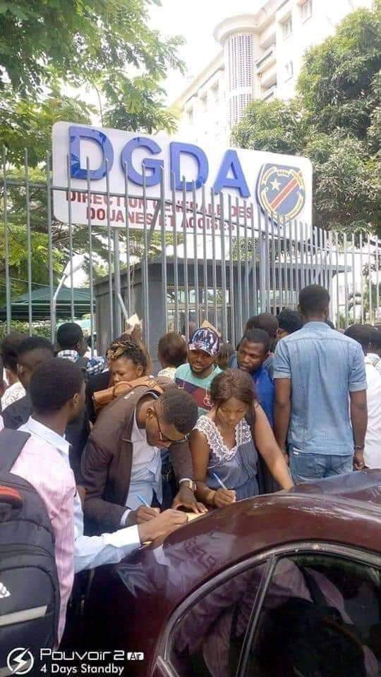ebalemozindo's tweet image. #RDC: #DGDA

Ça fait 5 ans que les candidats  qui ont passé le test d'embauche à la DGDA attendent toujours les résultats.