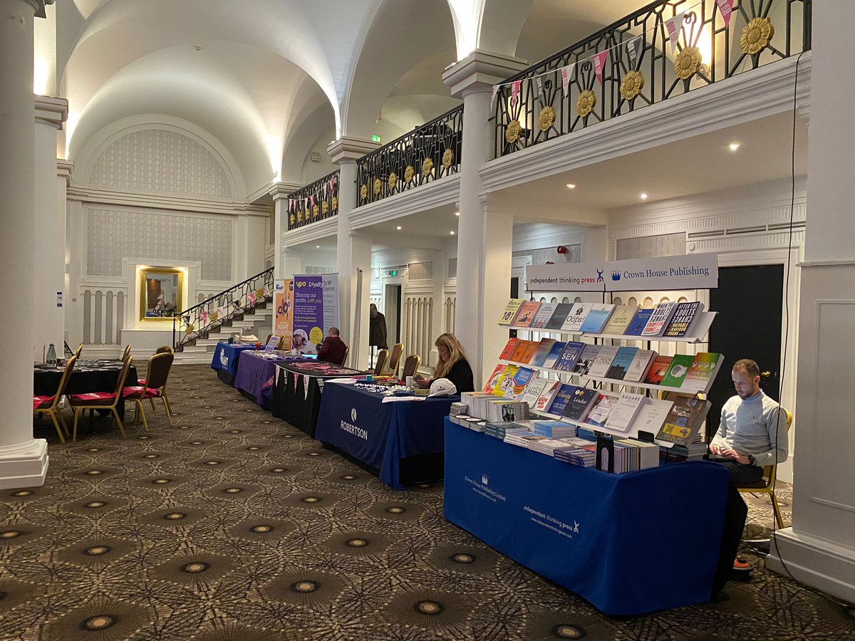 A massive thank you to this years sponsors @CrownHousePub @OurYear2024 @ypoinfo @NAHTnews and Robertsons! 👏🌟 Make sure to pop over and say hello to them! #SLC24 #TeamWakefield #Conference