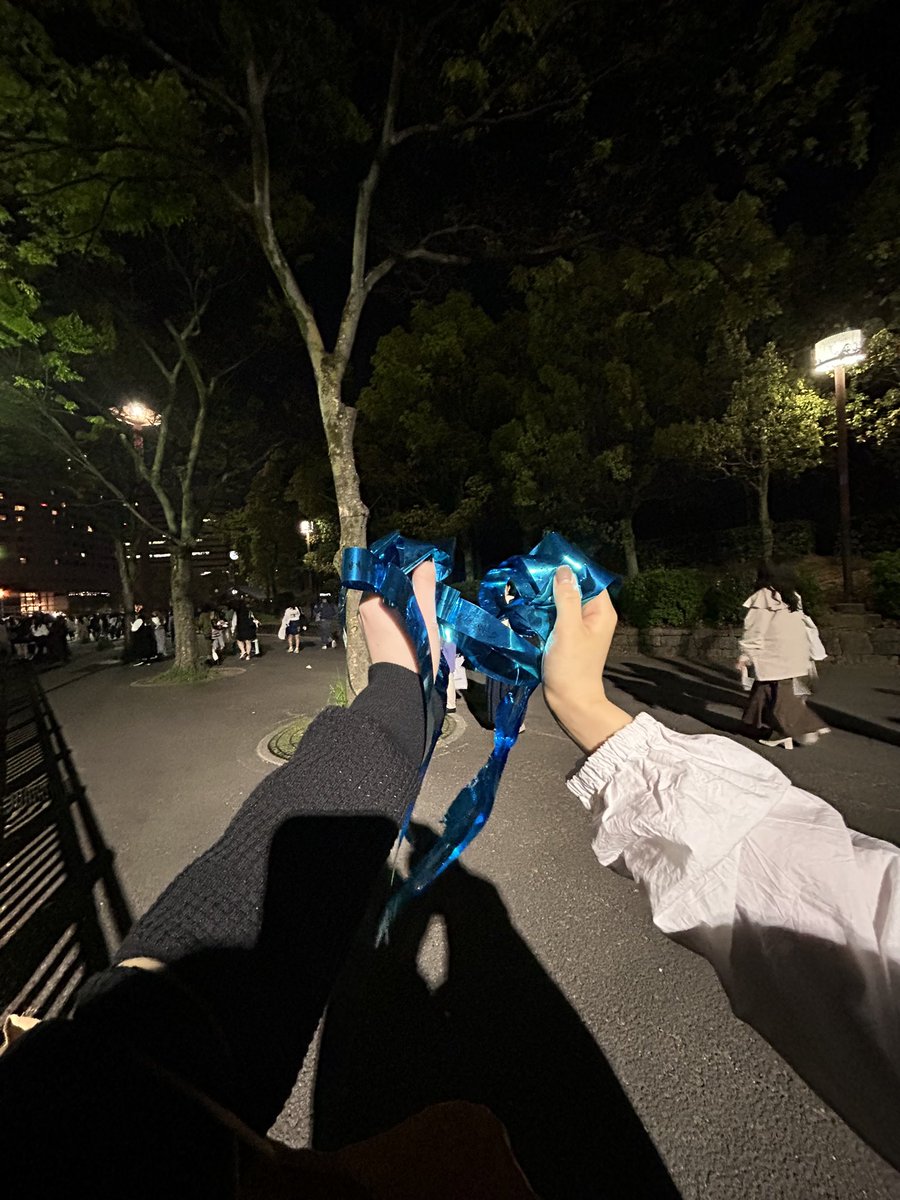 a1122m86's tweet photo. ファンタライブデビューと共に
神席すぎていっぱいの銀テと
神ビジュファンタちゃん達を拝んできました🌻
神席引いてくれてありがとう☺️🫶🏻
やっぱり勇征くんかっこよかったわ…🥹
とりあえずみんなかっこよすぎた🤍🪽 https://t.co/y8OwUDquNk