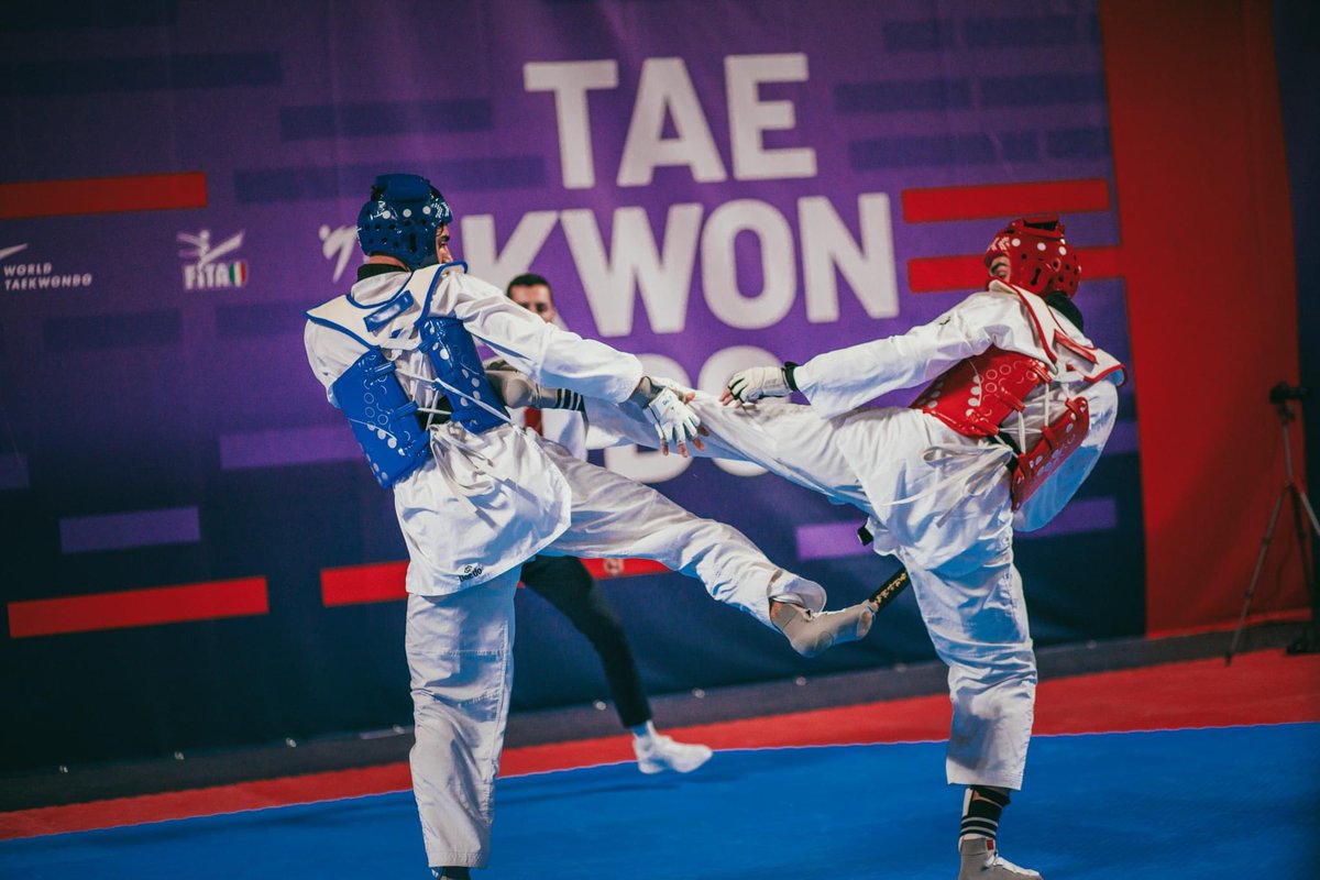 Conto alla rovescia per i Campionati Italiani Taekwondo Roma 2024! Gli atleti senior delle categorie olimpiche e i talenti junior sono pronti a stupire con il meglio del taekwondo italiano! Non puoi mancare! 🫶 🏟️ Palazzetto dello Sport (PalaTiziano) 🗓️ Date: 26/27/28 Aprile ⏳…