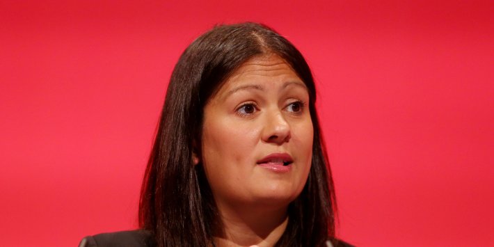 🇬🇧 Labour's Gormless Lisa Nandy can't identify a female backed vile racist Azhar Ali wants to abolish the army believes trans male rapists should be in female prisons sent out to support outgoing tax dodging Angela Rayner Useless muppet #NeverLabour NEVER VOTE LABOUR 🇬🇧