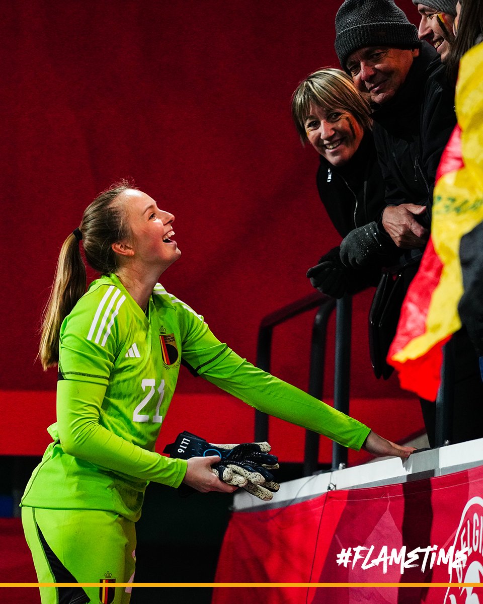 Throwback to Lisa’s first cap against Slovenia last year. 🙌 #FLAMETIME